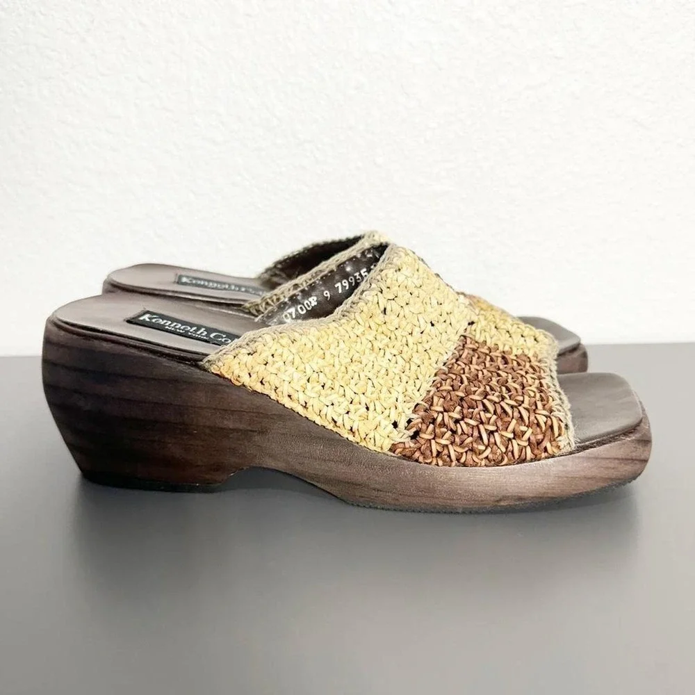 Vintage Y2K Kenneth Cole Size 9 Woven Leather Slip On Wooden Heeled Sandals